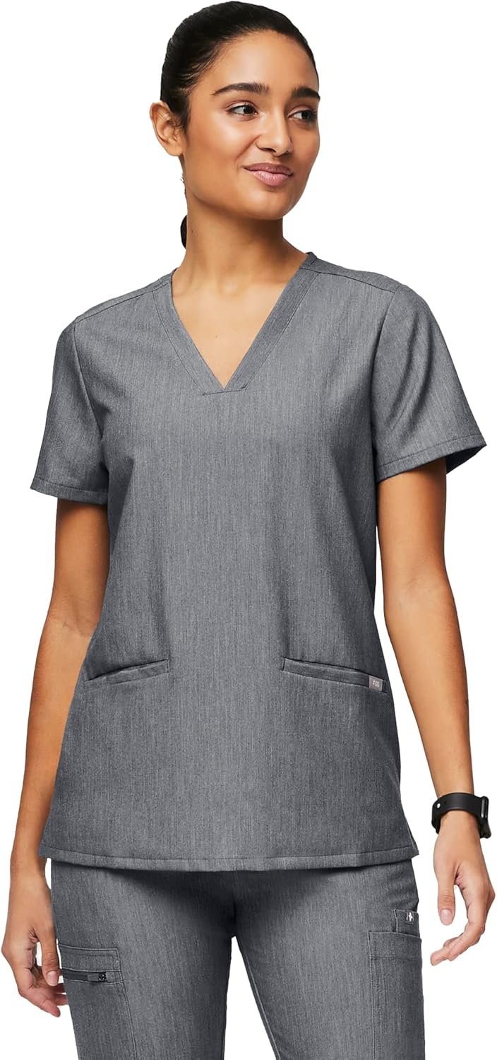 FIGS Casma Scrub Top for Women — Classic Fit, 3 Pockets, F...